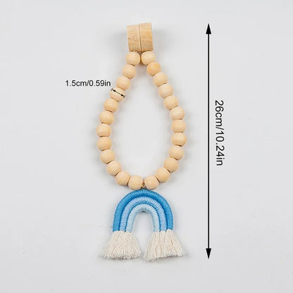 Detail pendant arc-en-ciel macrame embrasse rideau perles bois MonUniversRideau