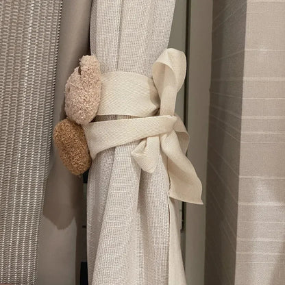 Embrasse rideau nounours ambiance chambre douce MonUniversRideau