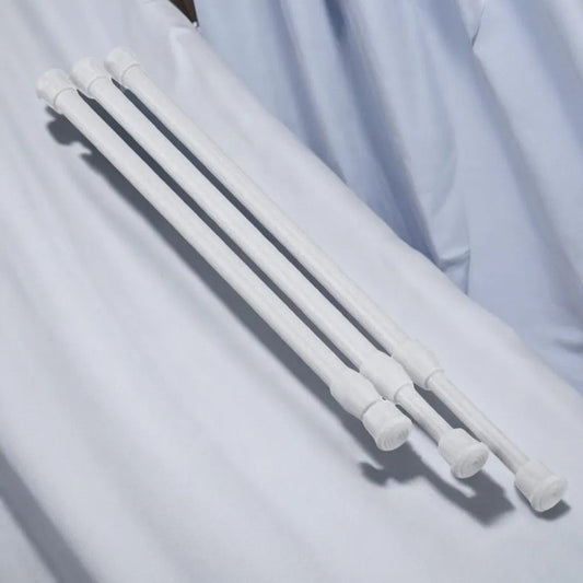 Mini tringle ressort sans percage Flexina posee en embrasure MonUniversRideau