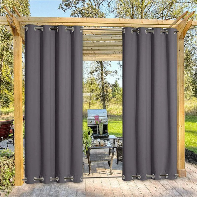 Ambiance cocooning terrasse avec rideau occultant Forteo, MonUniversRideau