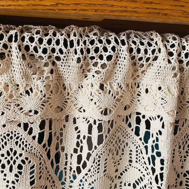 Rideau dentelle courte style boheme interieur MonUniversRideau