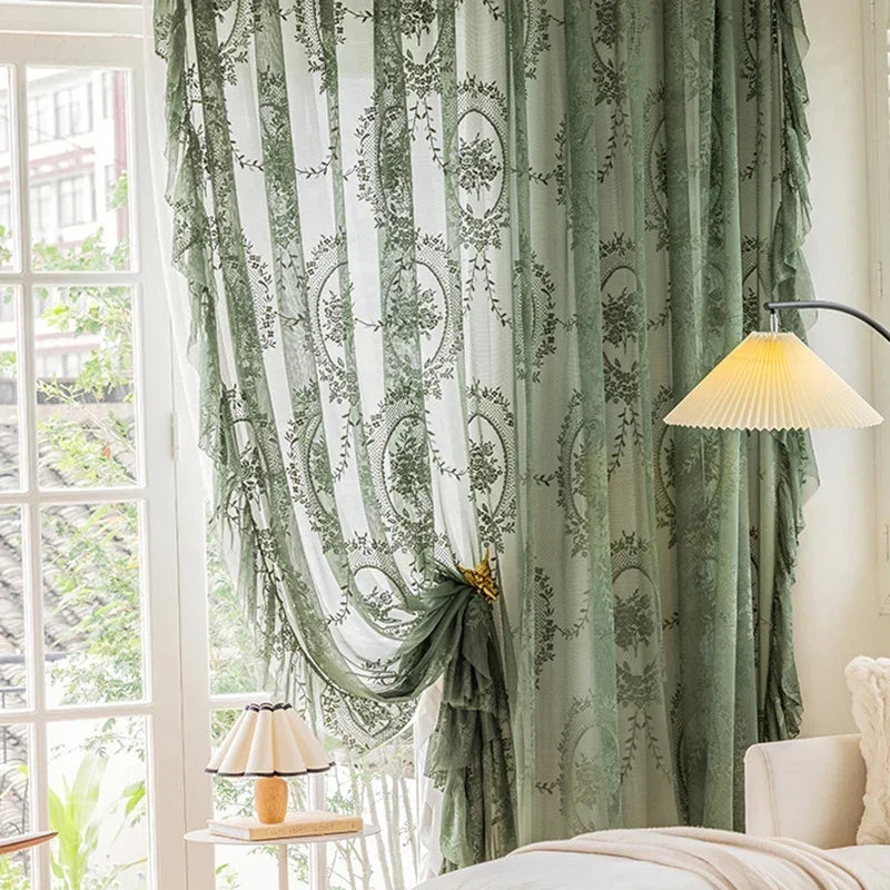 Voilage translucide vert motif vintage tombe naturel MonUniversRideau