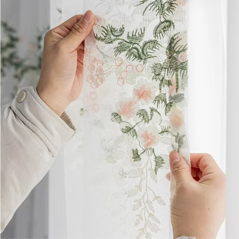 Voilage floral porte-fenetre tombe fluide Vignelia MonUniversRideau