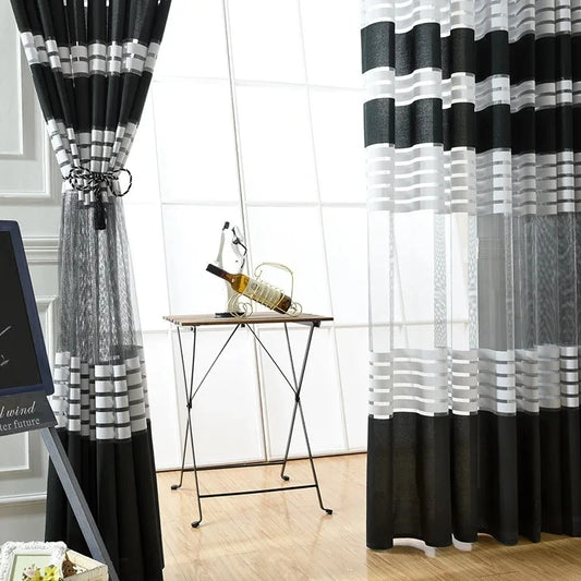 Voilage rayures horizontales noir blanc Striveo salon MonUniversRideau